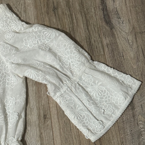 Solitaire SWIM Women's NEW WITHOUT TAG Lace Swimwear Cover Dress Size S - Picture 3 of 12